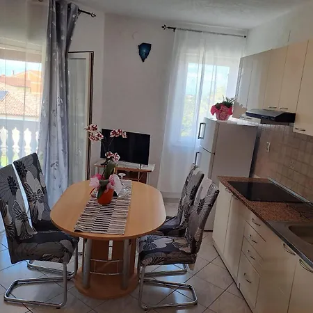 Mila-casa Bianca Medulin